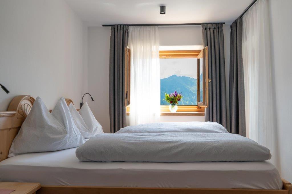 Gasthof Hochfirst Corvara in Passiria Exterior foto
